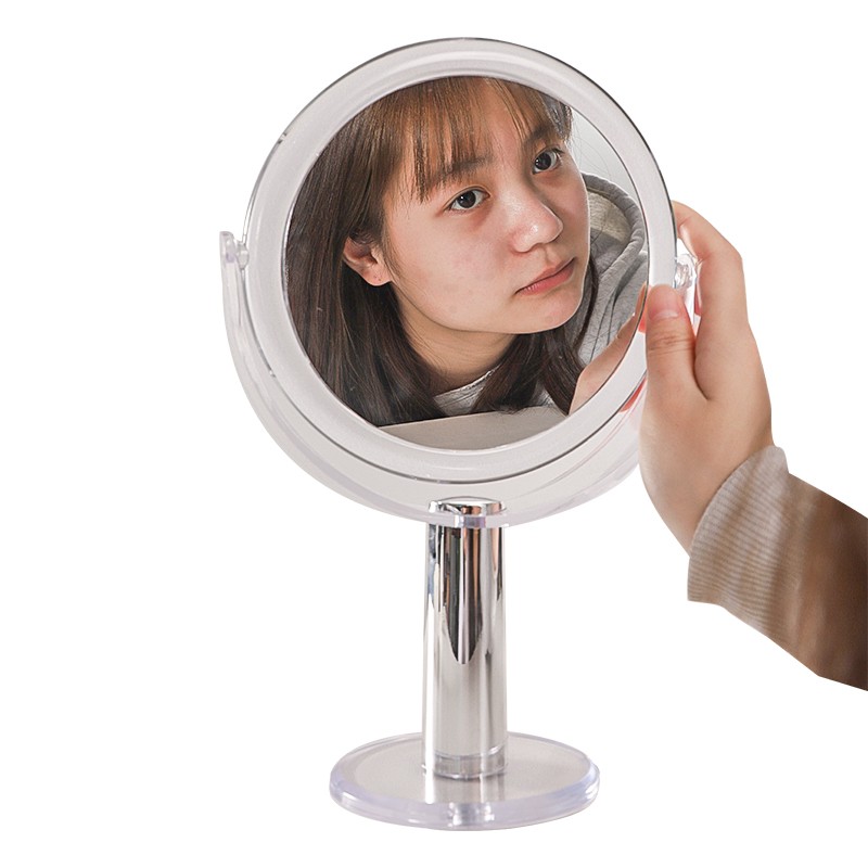 Hoe cosmetische spiegel te gebruiken